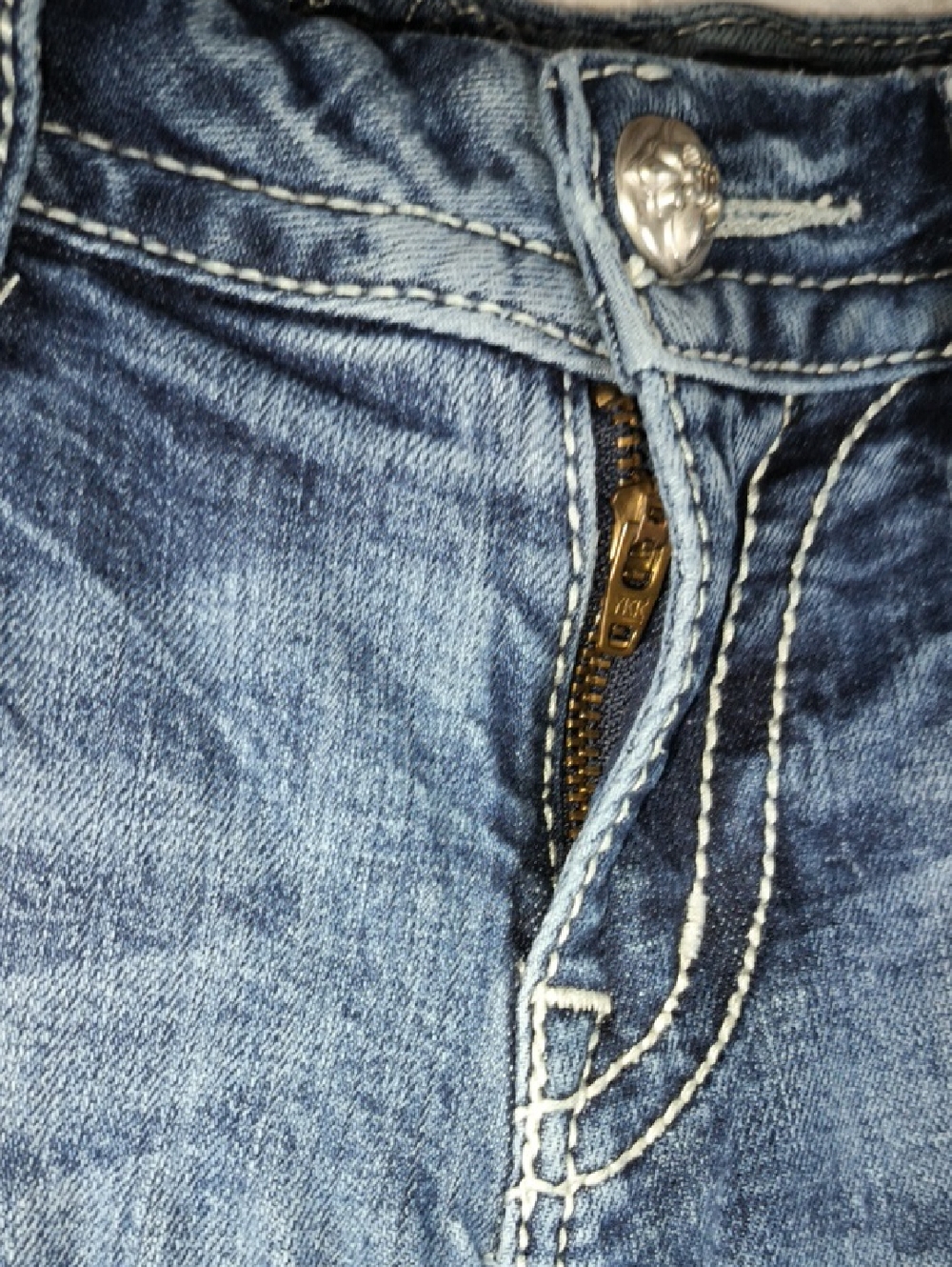 Miss Me Jeans Size 28x35 Faded Embellished Bootcut, Low-rise Contrast Itching. - Picture 4 of 15